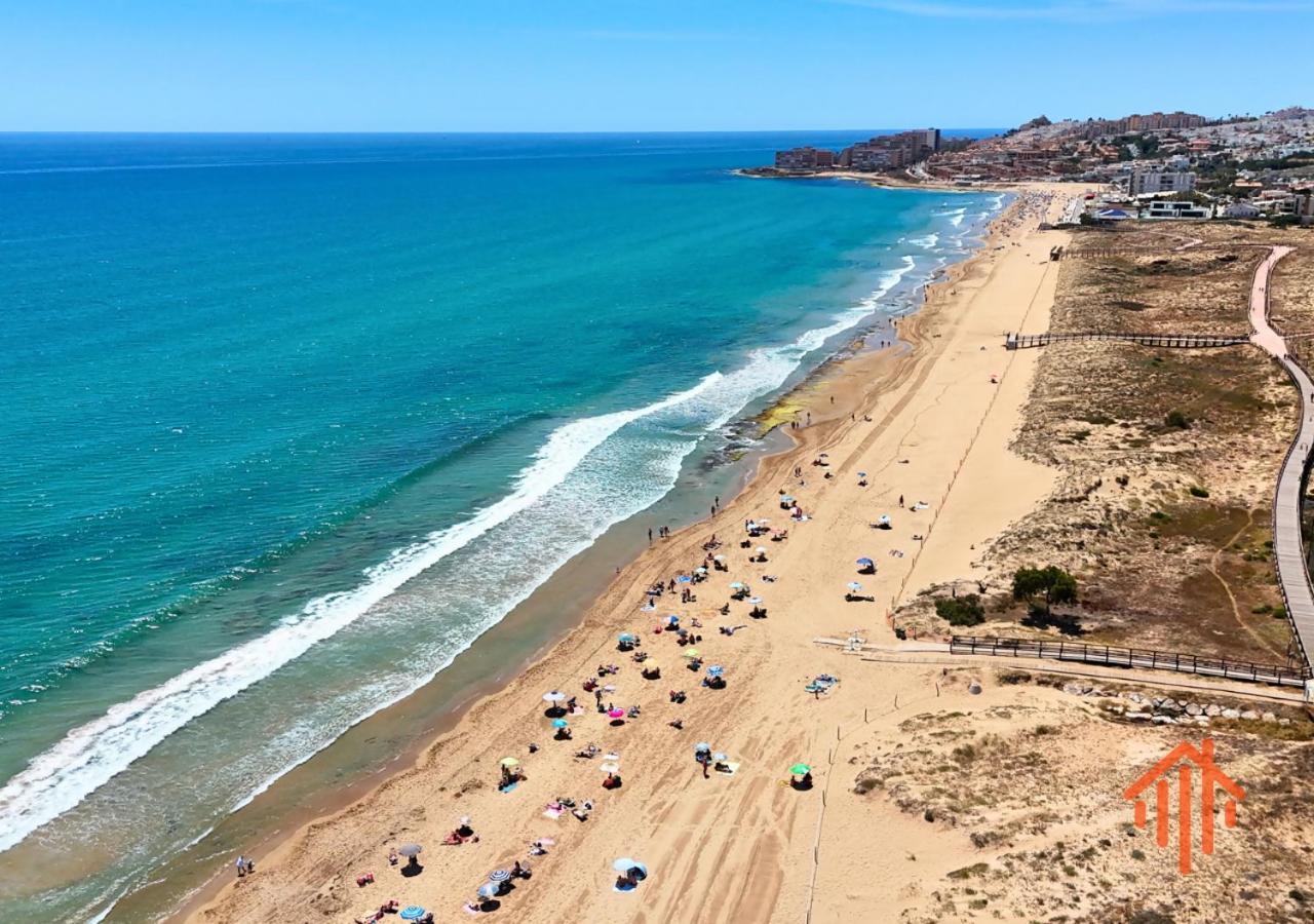 Chalet En La Mata A 50 Metros De La Playa Torrevieja Eksteriør bilde